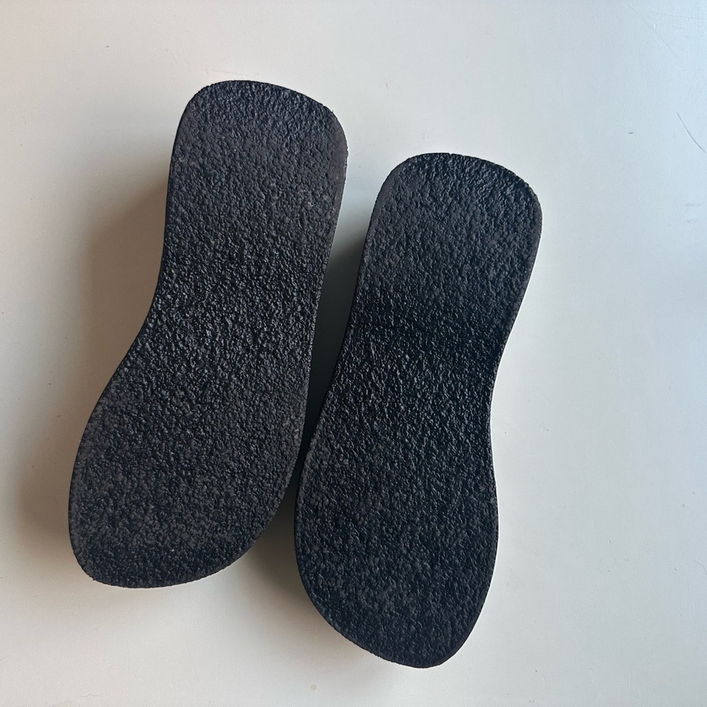 Chadwicks Black Casual Slide Sandals - Picture 3 of 4
